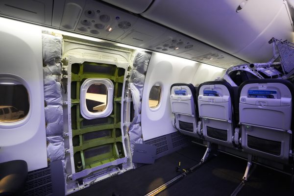 Heute in der Geschichte: Türverschluss von Alaska-Airlines-Flugzeug ...