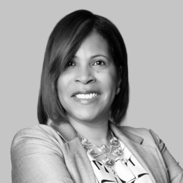 Headshot Carol Kelly