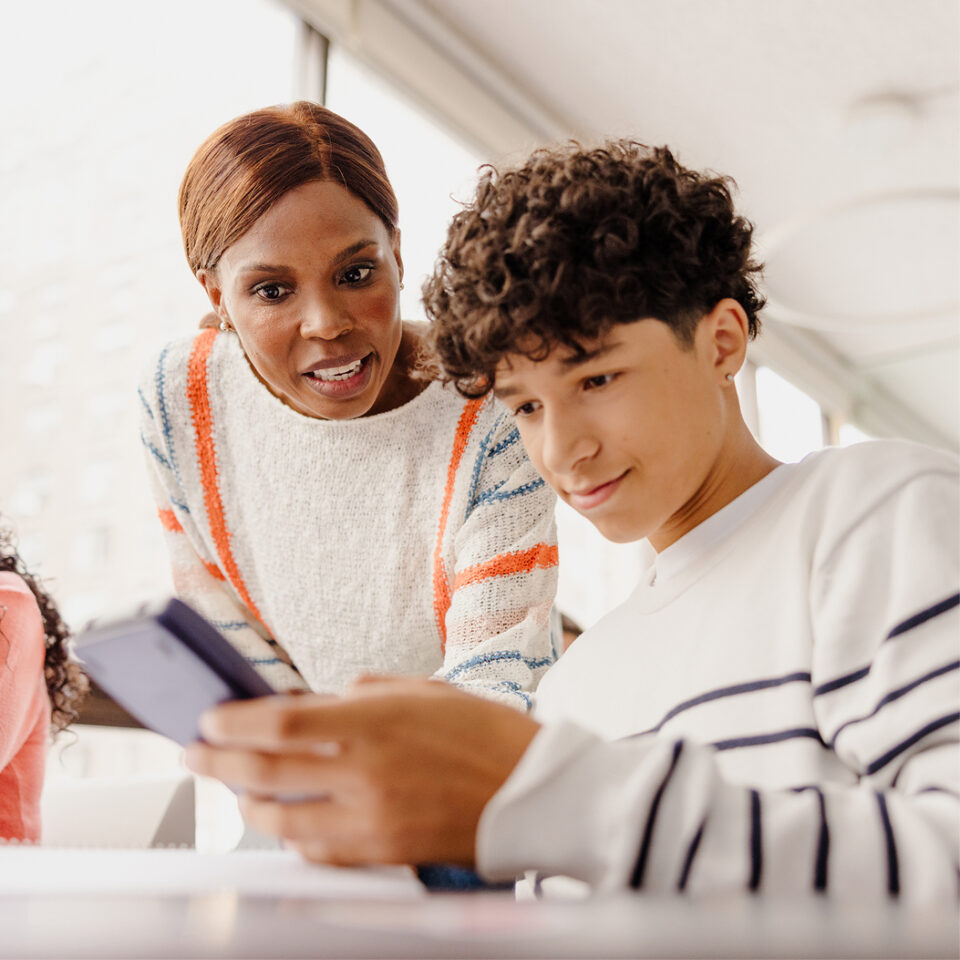 Hero_IntoAGA_FL_WF2356101