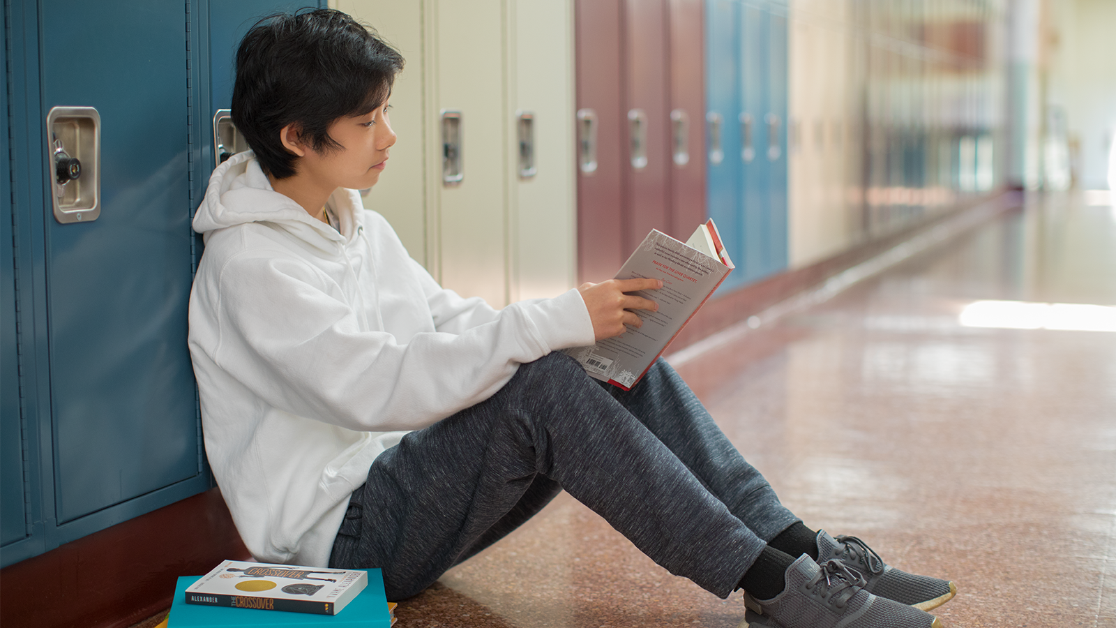 8 Tips for Introducing Notice & Note Signposts in Your Classroom
