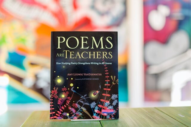 E09713 Van Derwater Bookcover 3866