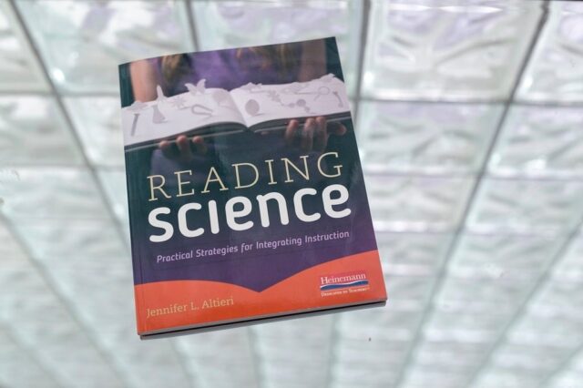 Readingscience header 5