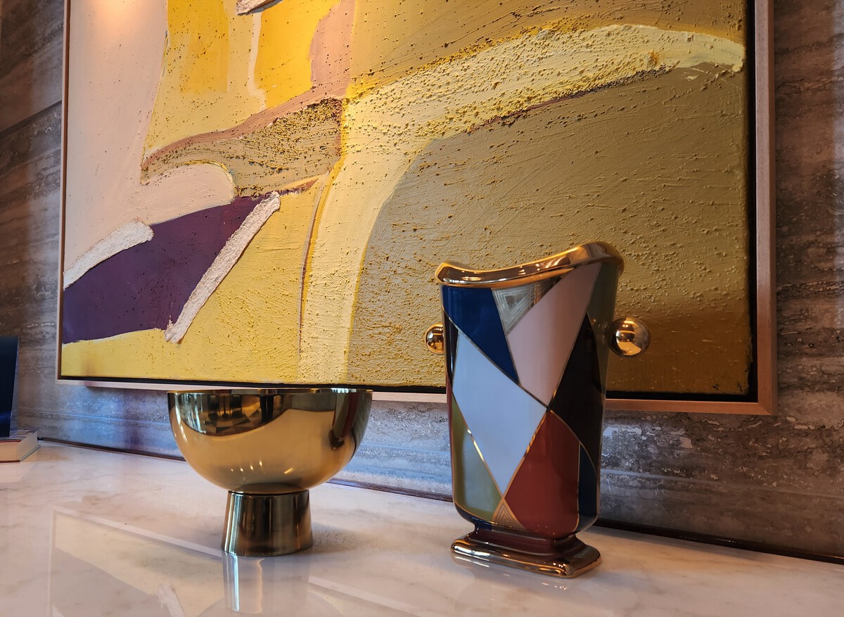 Prent in hotel lobby.jpg