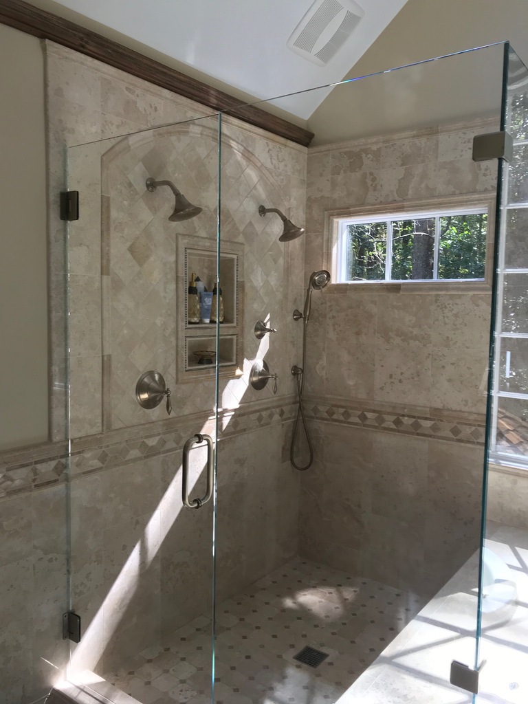 best-limestone-glassed-show-lla-interior-design-marietta-atlanta-buckhead-vinings.jpg