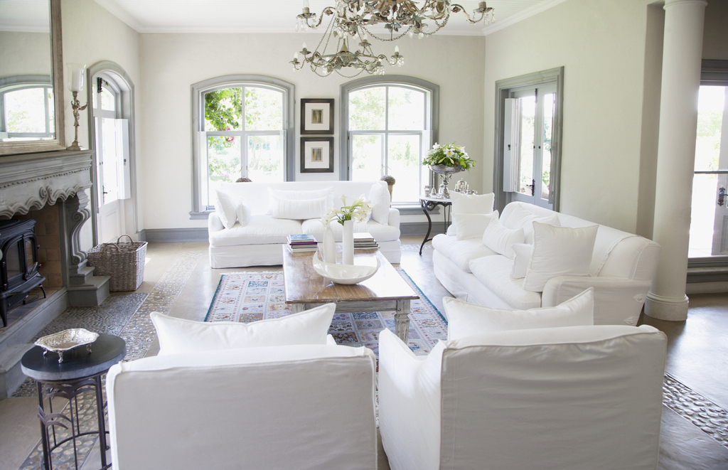 casual- living-room-interior-design-contemporary-lla-design-atlanta (1).jpg