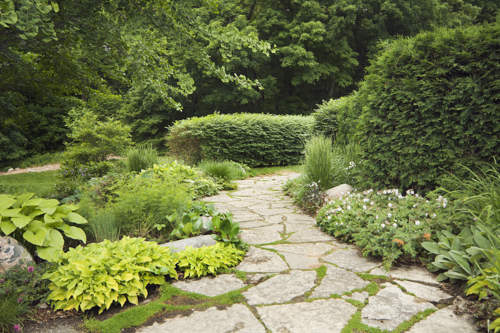 landscape-blaydes-marietta-garden-path-hardscapes.jpg