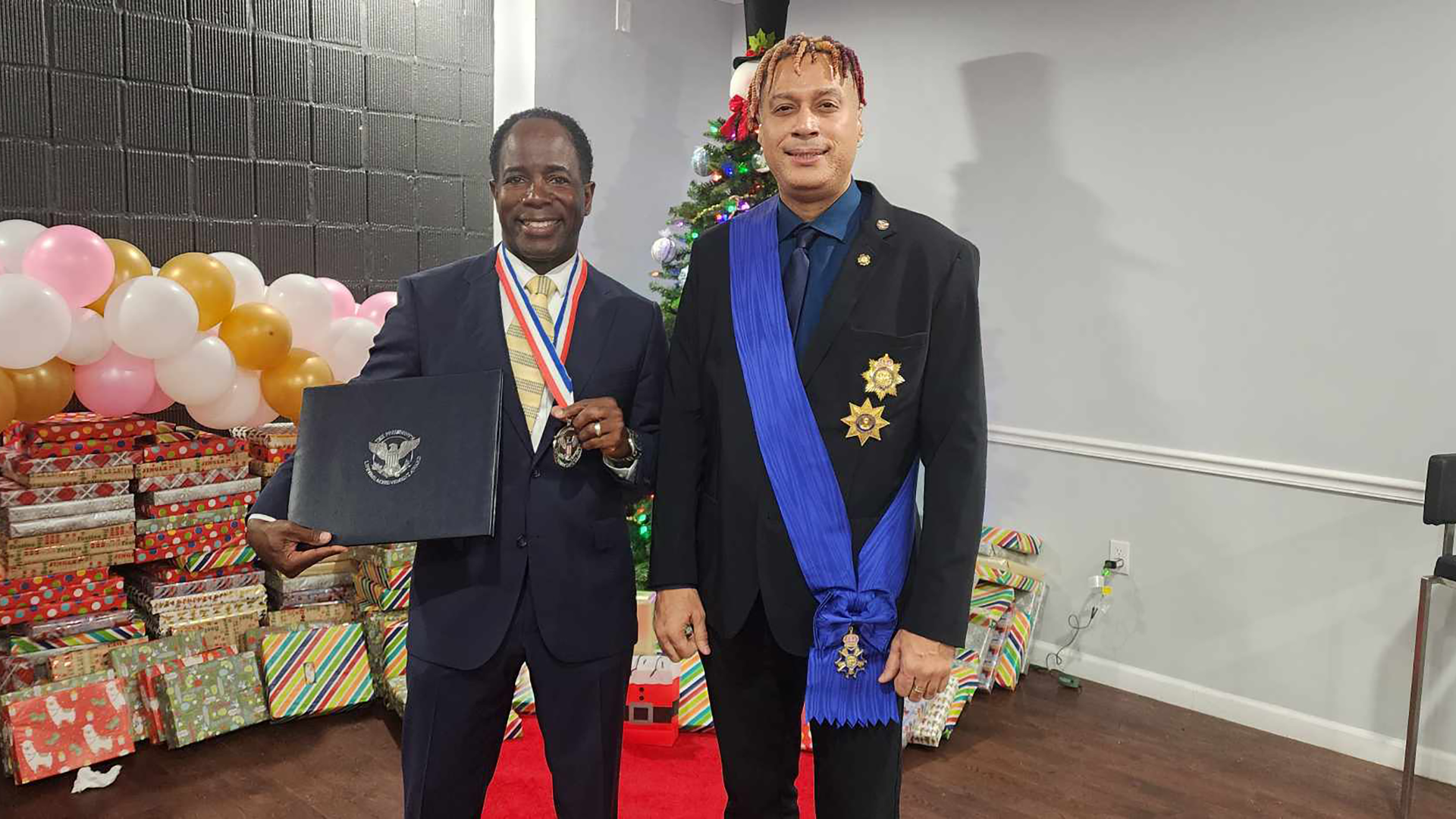 Former Mt. Vernon Mayor André Wallace Receives Award From White House