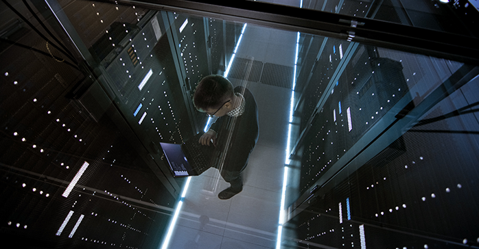 What is a CCNA_697.5x364.44 A CCNA certified network associate checking servier performance