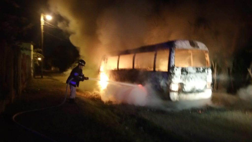 Incendio de unidades del transporte terrestre