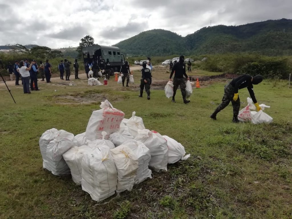 Incineran cocaína