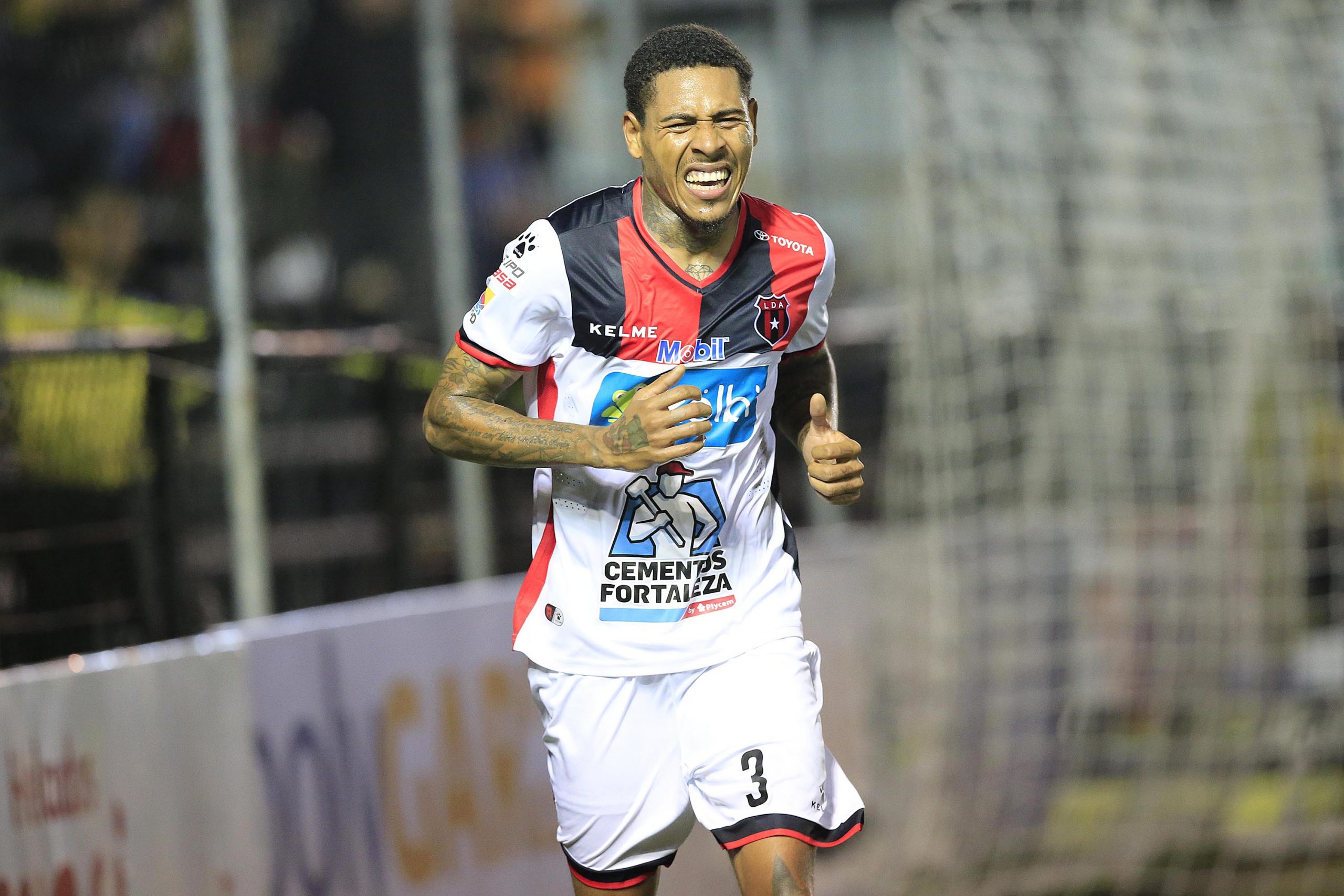 El pasado 8 de diciembre, Henry Figueroa evadió un control antidopaje al cual fue citado por su ex equipo el Alajuelense. / Foto: nacion.com