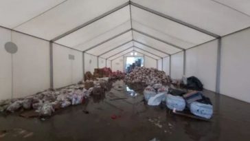 cajas de alimentos dañadas
