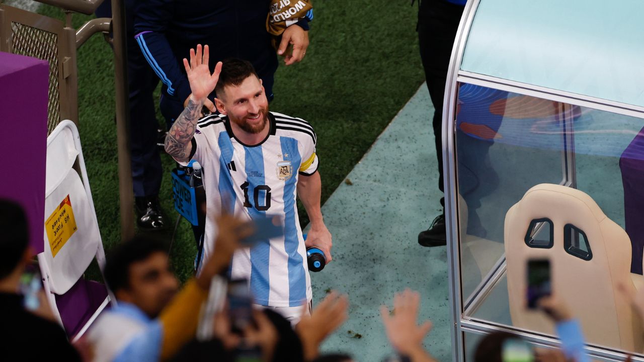 Lot De Journaux Originaux - La Victoire De Messi Et De L'Argentine à La Coupe Du Monde 2022 Au Qatar