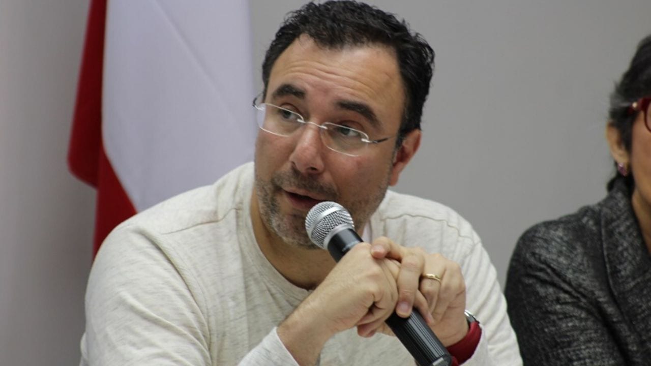 Luis Zelaya tiene compromiso con partidos pequeños para garantizarles