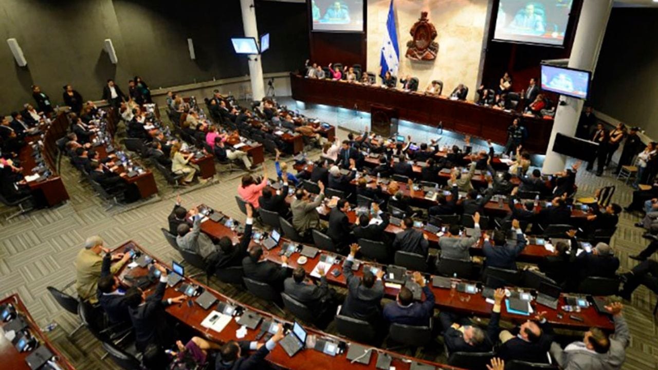Congreso Nacional recibe proyecto de Presupuesto General de la