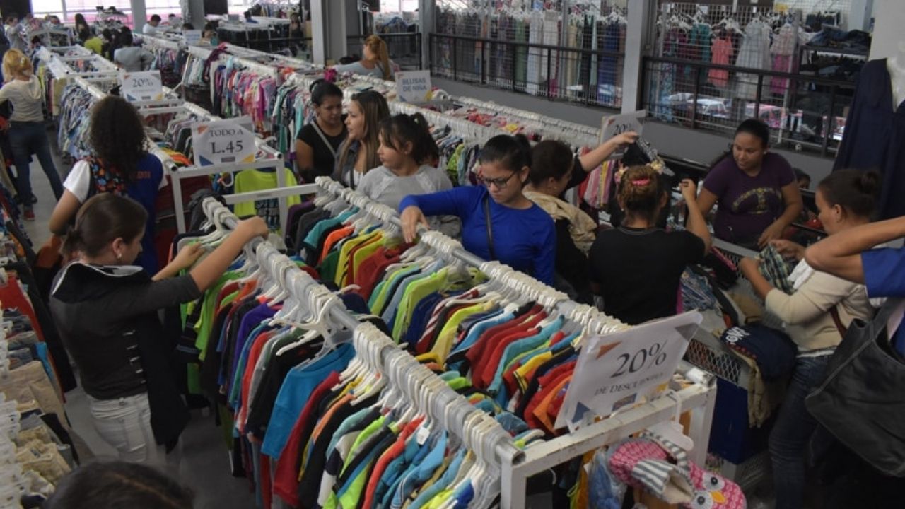 Aduanas suspende aumento del impuesto a la ropa usada en Honduras | Tu Nota