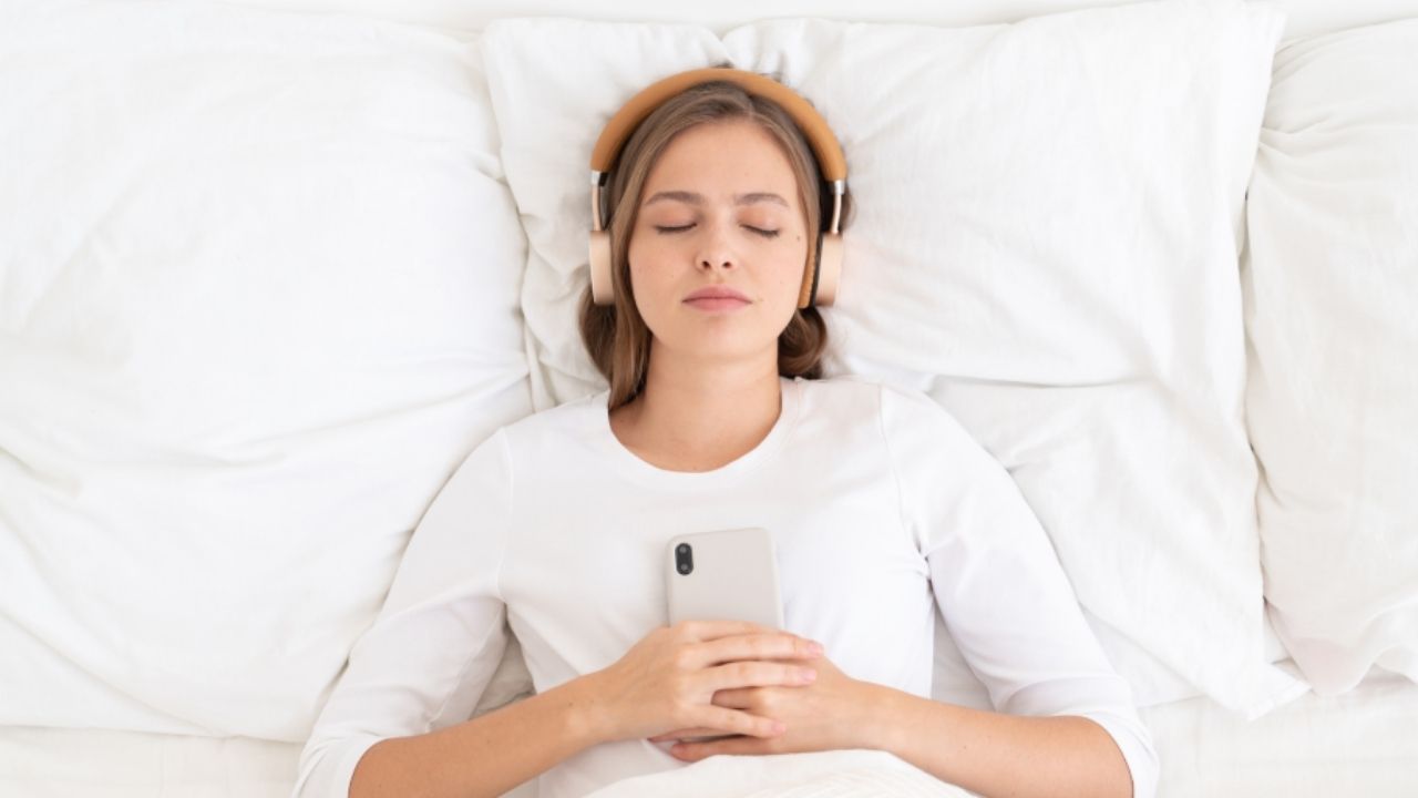 Conoce la terapia ASMR, utilizada para reducir el estrés y el insomnio