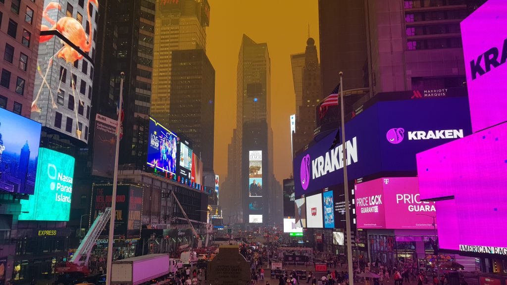 ¿Qué pasa en Nueva York y por qué está lleno de humo?