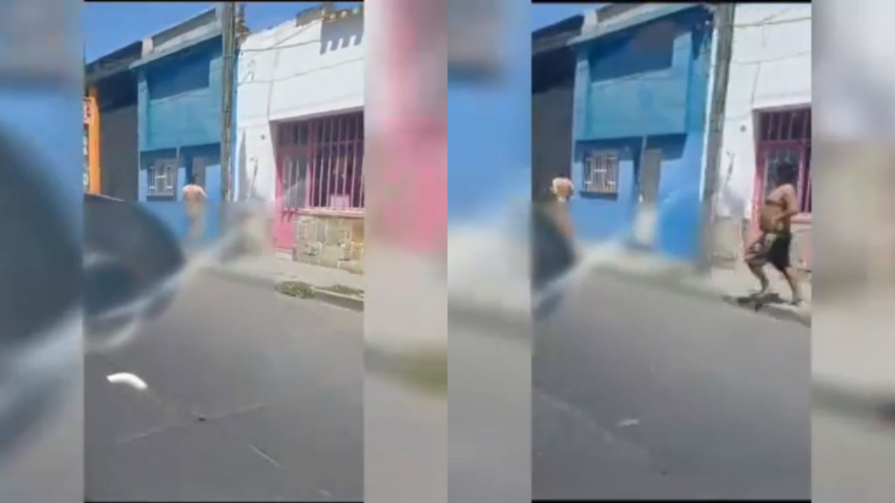 Graban a hombre corriendo desnudo en la calle, ¿escapaba del marido de