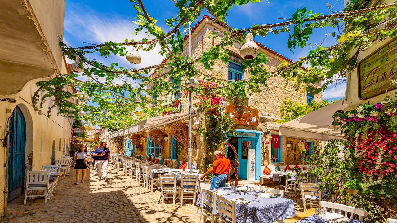 Làng Hy Lạp" Alacati | DU LỊCH THỔ NHĨ KÌ CÙNG MÊ ĐI TRAVEL