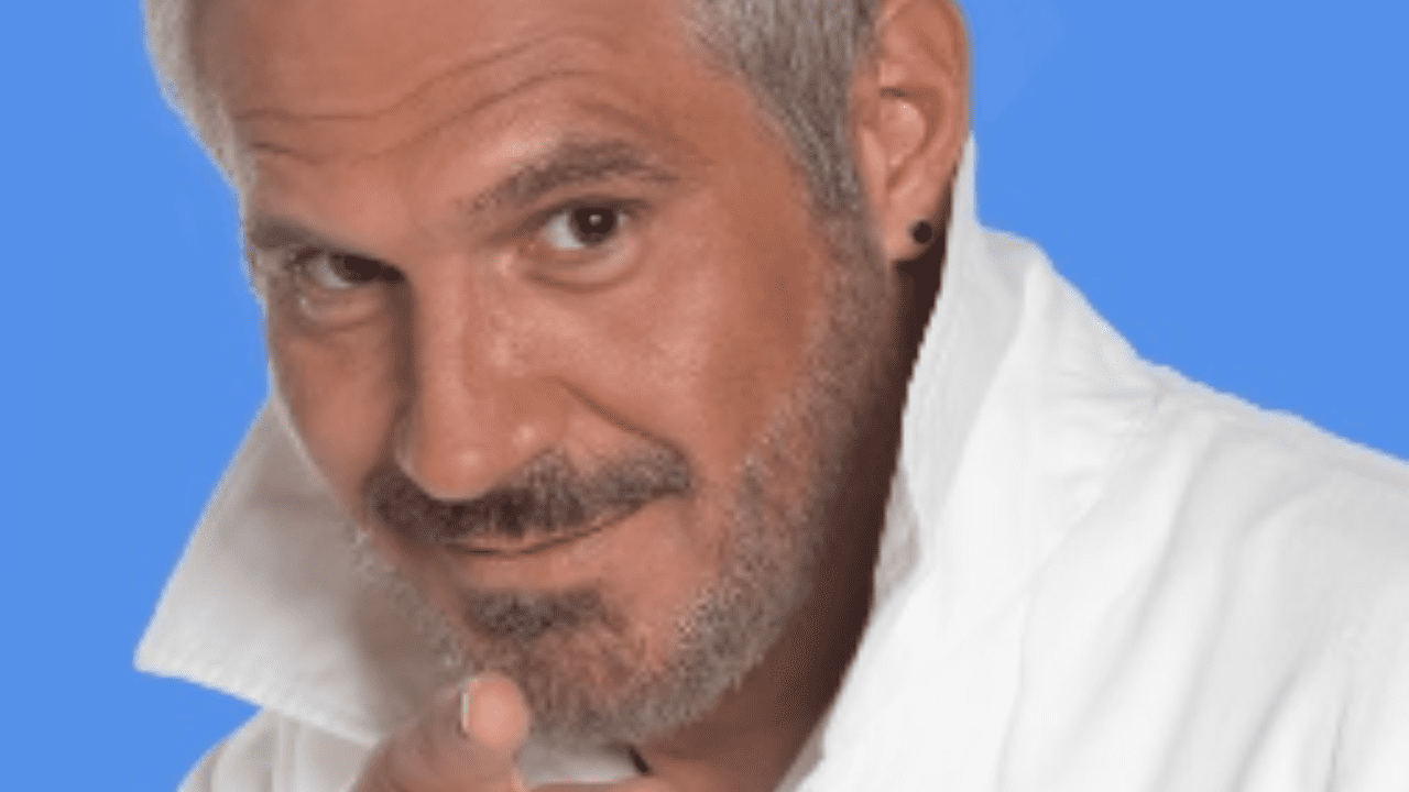 Edad de Arath de la Torre: Altura, peso y origen del actor