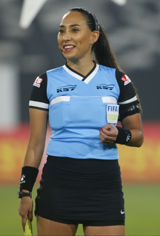 Cindy Nahuelcoy fotos; así es la exárbitra chilena que crea contenido