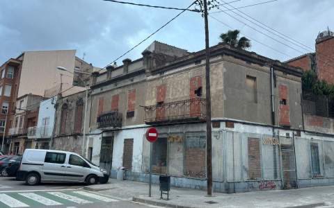 This is the home where the Honduran woman was arrested for stabbing a man in Spain.