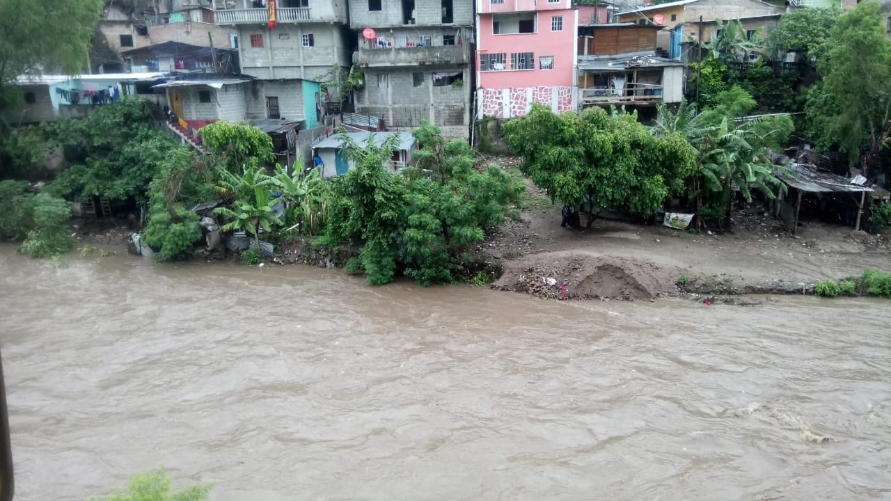 Nueva onda tropical dejará lluvias en la mayor parte de Honduras