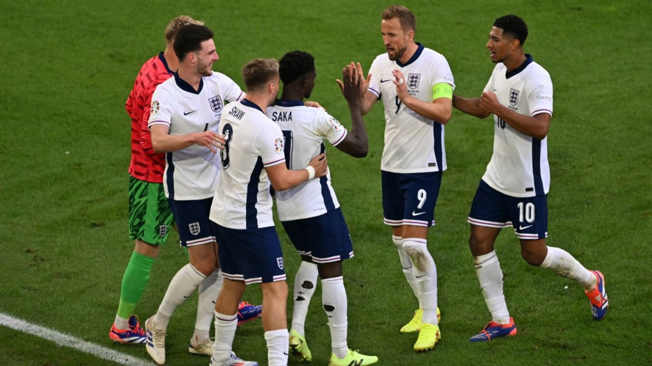 Inglaterra avanza a semifinales tras vencer a Suiza