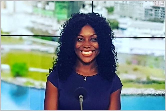 Marie-Flore Amassana est une journaliste de Balafon TV. Source: Twitter /CC