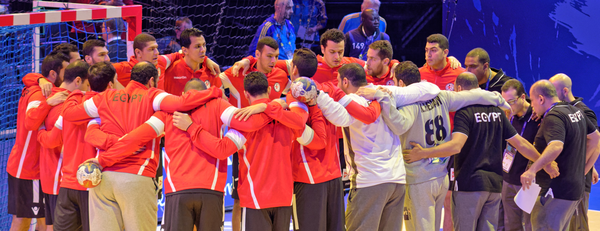 &nbsp; Équipe d’Égypte (Handball) par&nbsp;Wenflou&nbsp;– Wikipédia (Domaine Public)&nbsp;&nbsp;