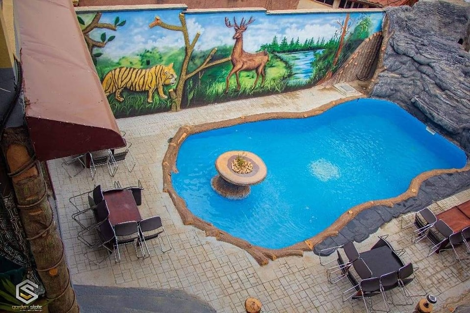 Piscine a Yaoundé