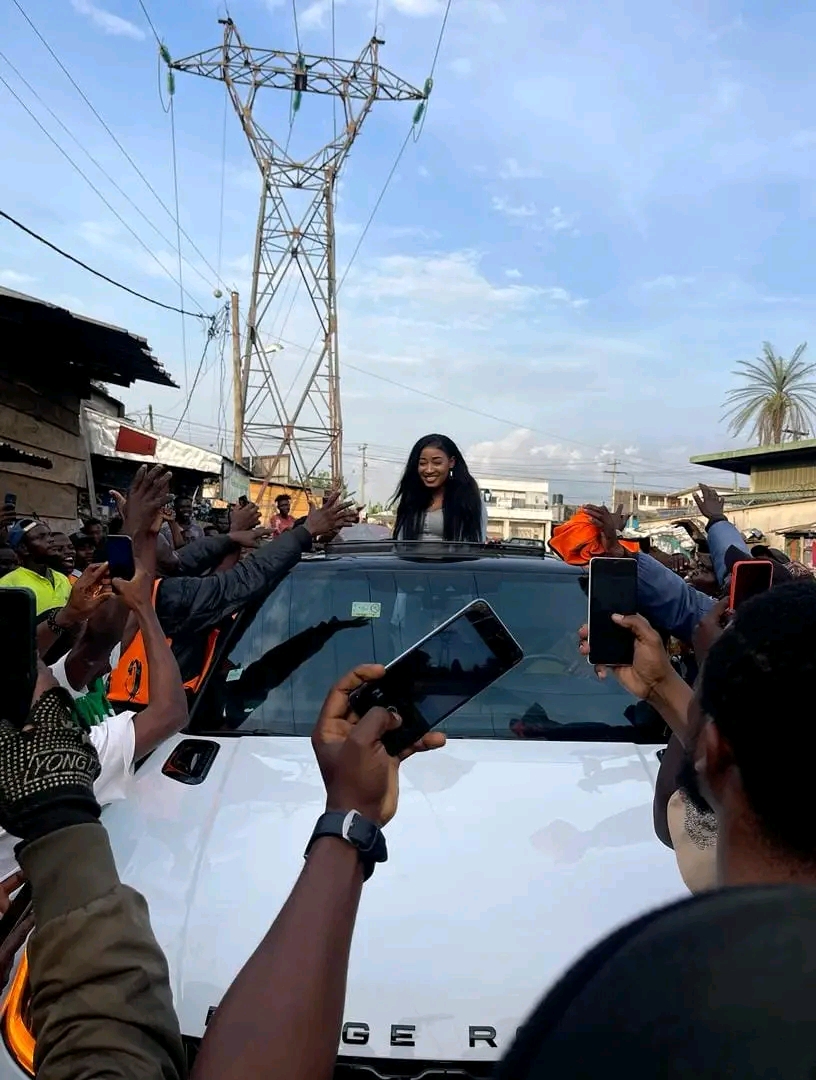 Don des parapluies aux motos-taxi de Douala&nbsp;