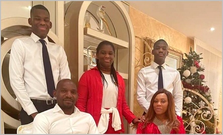 Le couple Fotso et leurs enfants. Source: lebledparle.com /CC-BY