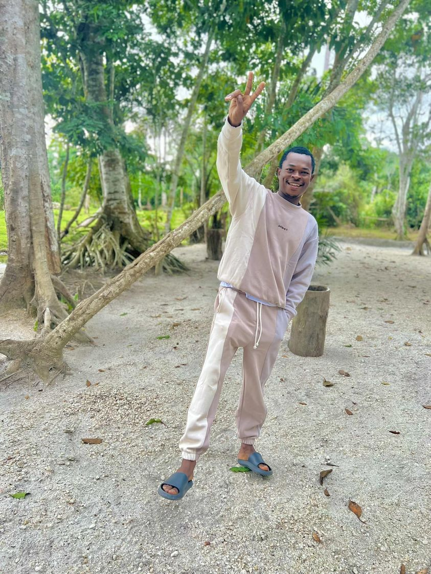 Ulrich TAKAM à Thalassa Beach Mbalmayo. Crédit : Bimoule Prod