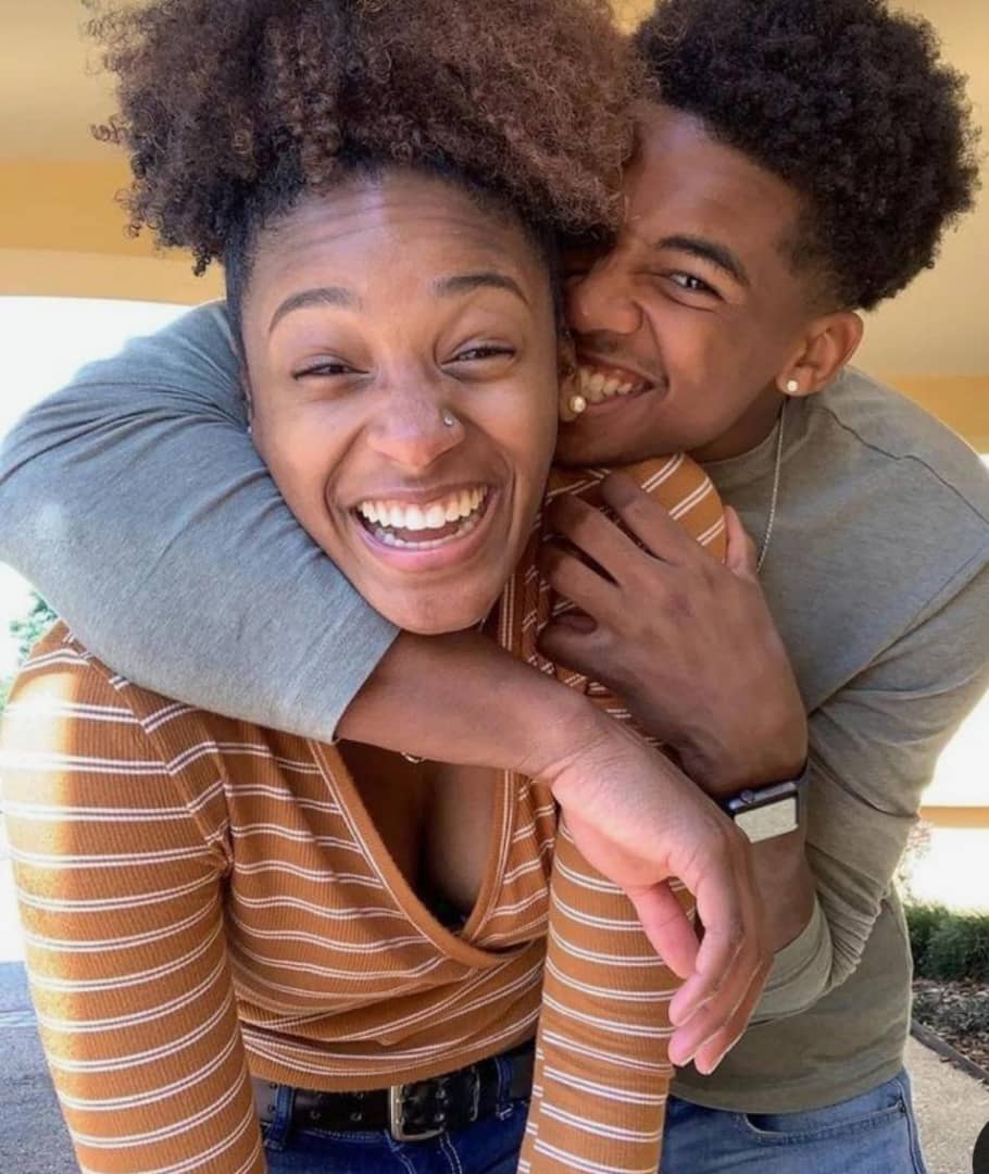 Cynthia ne lâche pas prise.