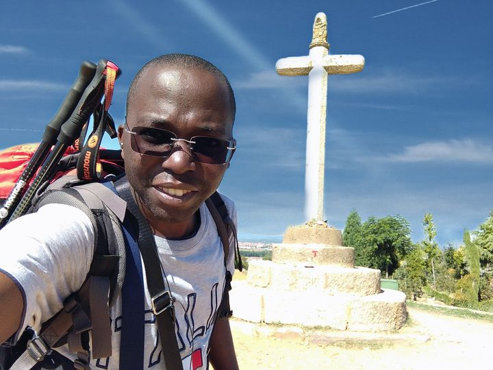 P Christian Ngoura au Camino de Santiago, ou "chemin de Saint-Jacques-de-Compostelle", en Espagne. C