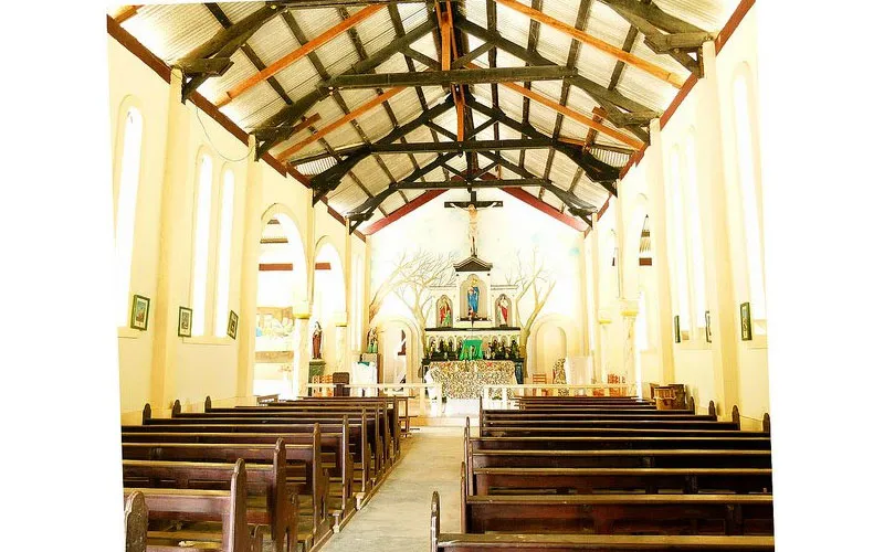 Intérieur de la chapelle de Marienberg toute première église Catholique au Cameroun. Crédit : aciafrique