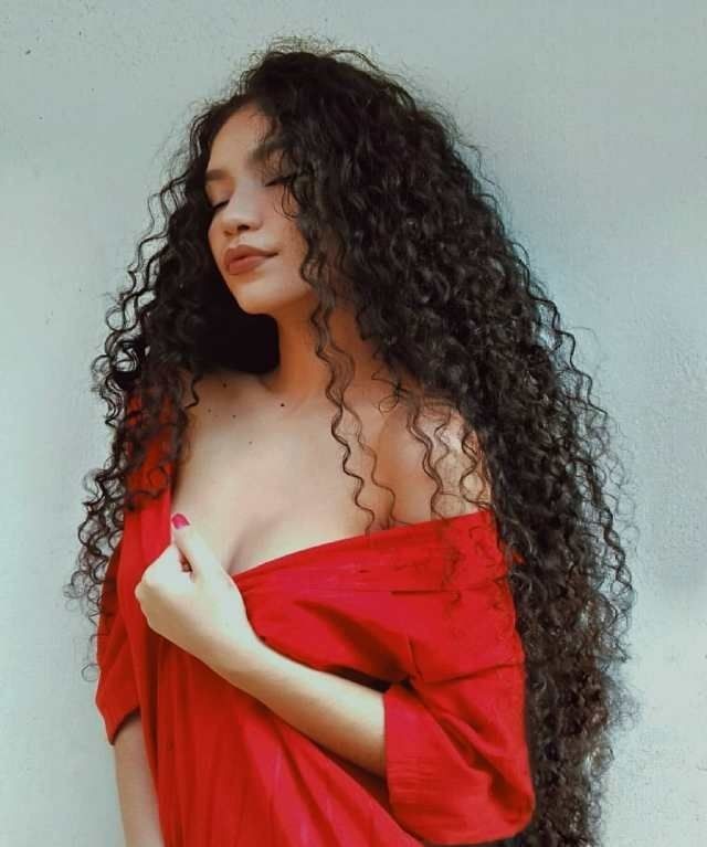 SOUS L'EMPRISE DU BOSS