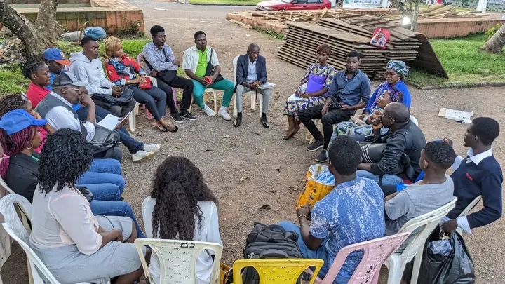 Séance de travail avant le SIJ