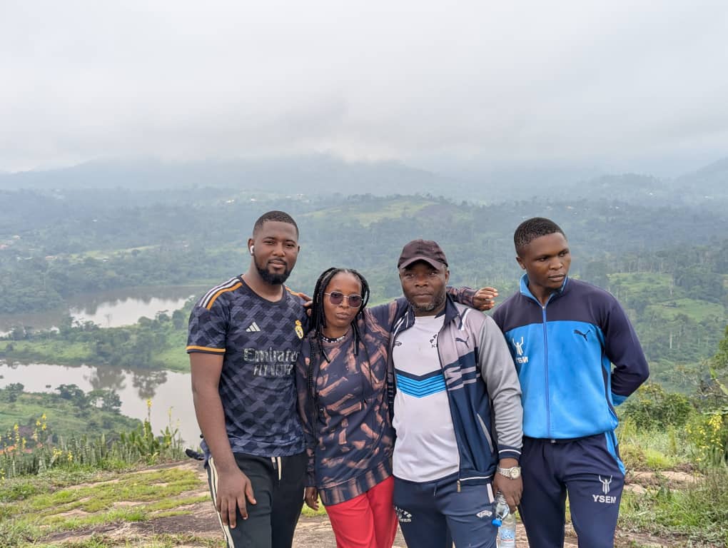 Jordane Ngoumkam et les participants. Crédit : Ramiro Kaffo
