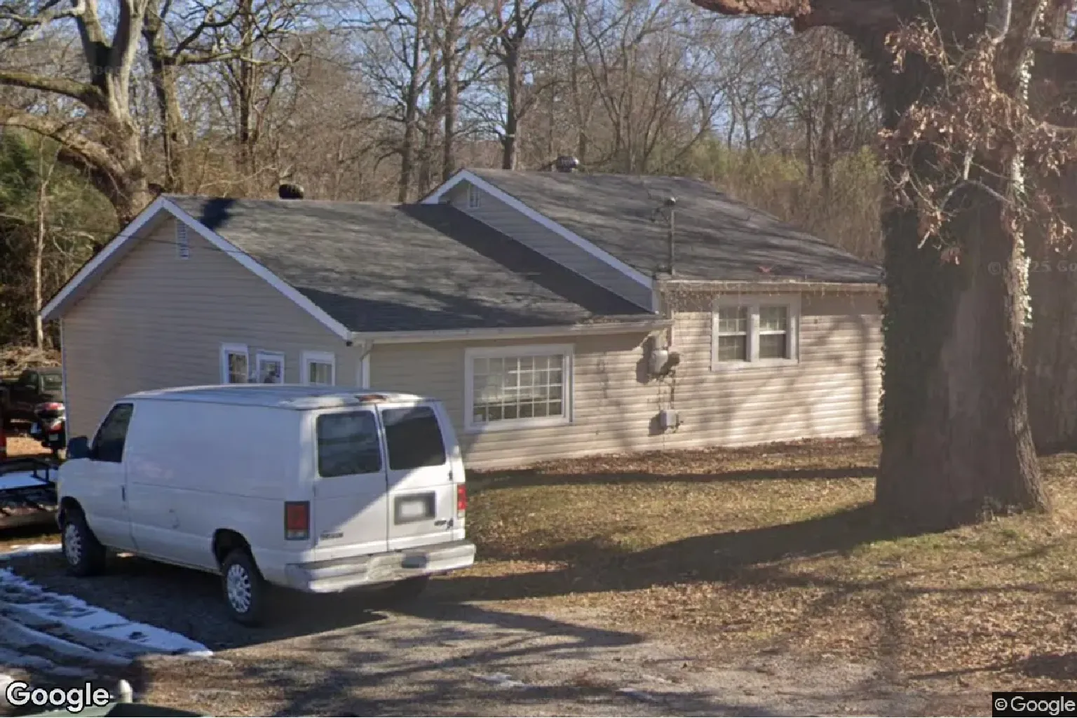 2042 Crescent Club Dr, Hixson, TN 37343 | BlueBid