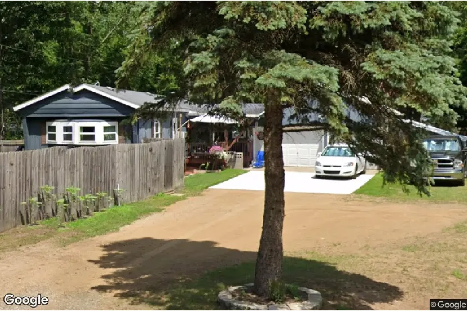 14710 Sparta Ave, Kent City, MI 49330 | BlueBid