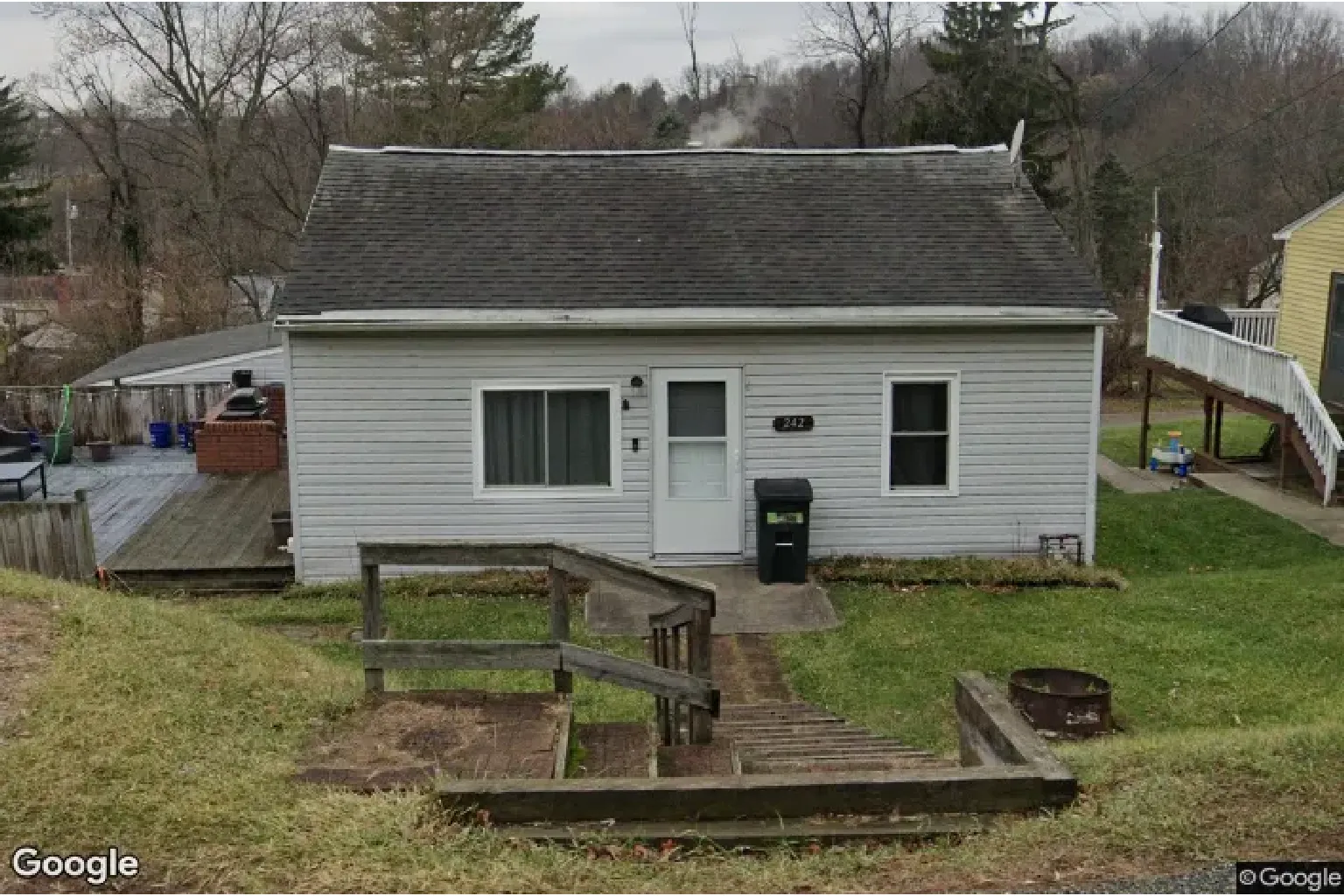 242 Willow Dr, Monroeville, PA 15146 | BlueBid