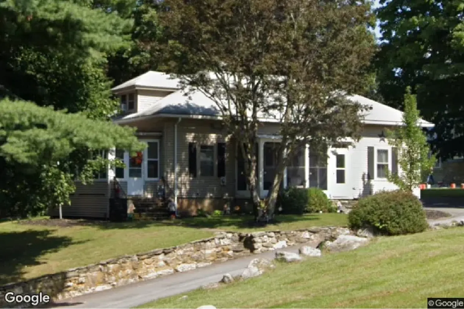 292 Pleasant St, Southbridge, MA 01550 | BlueBid