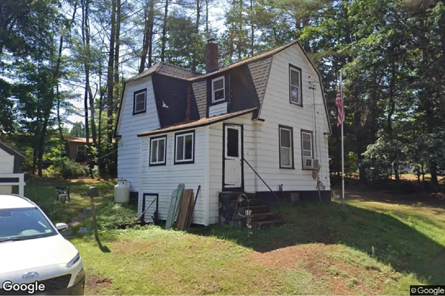 4 Pine Ave, Claremont, NH 03743 | BlueBid