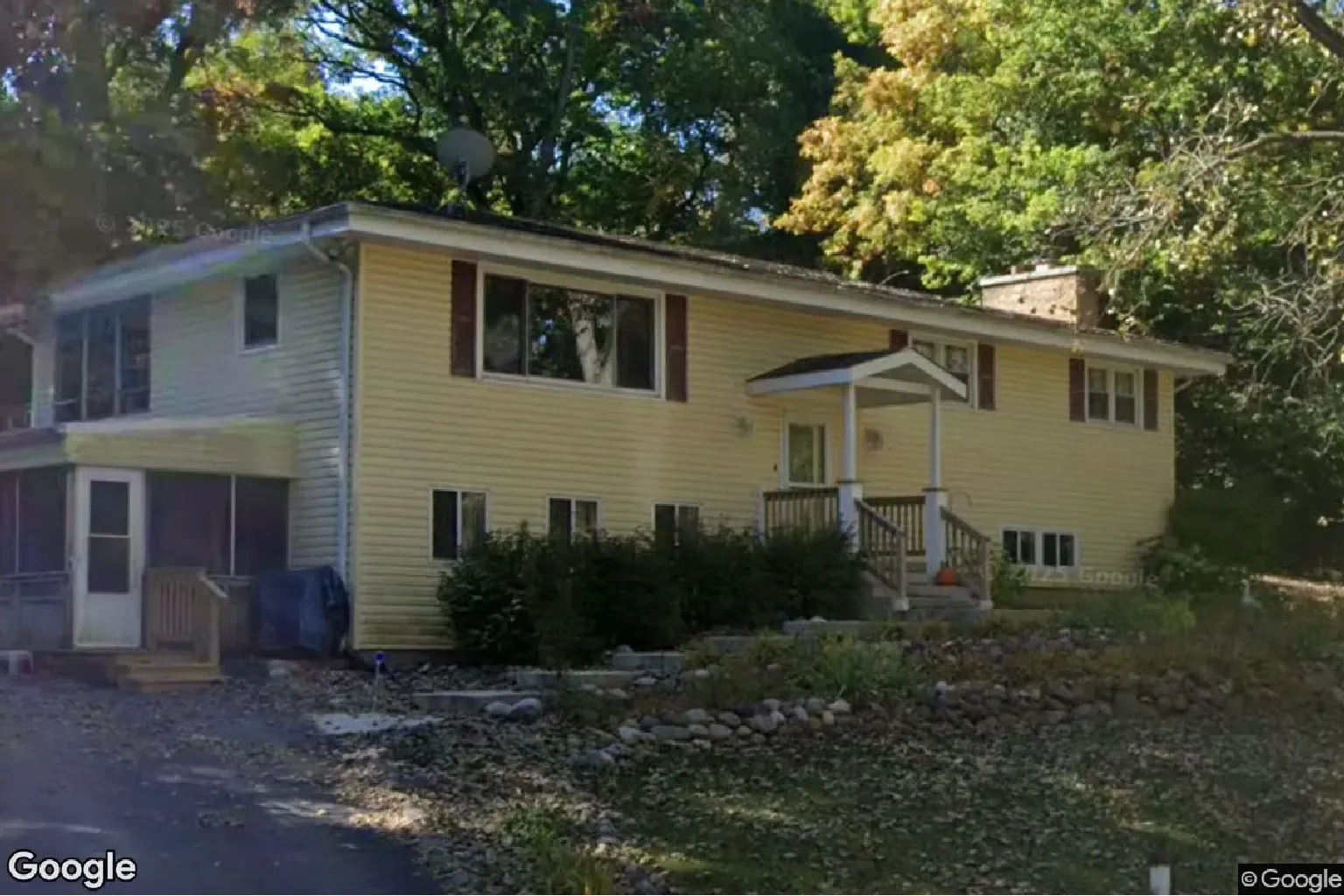 213 Kohl Ave, Spring Grove, IL 60081 | BlueBid