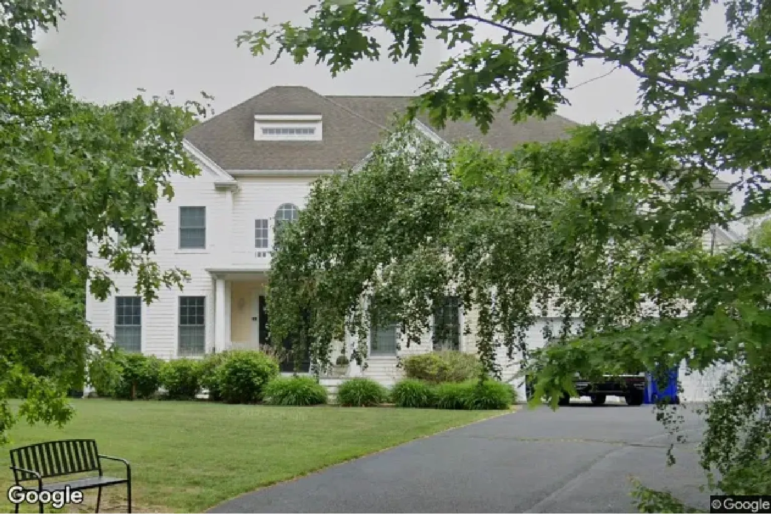 2 School House Rd, Sagamore Beach, MA 02562 | BlueBid