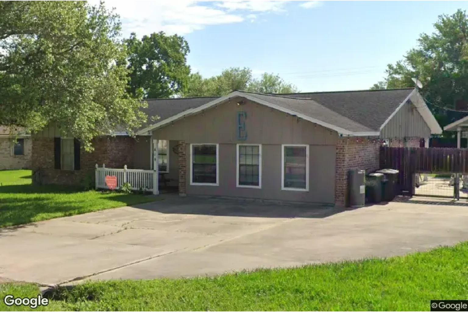 414 Dove, Victoria, TX 77905 | BlueBid