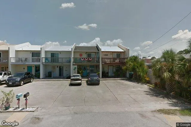 8422 Thomas Dr Apt E, Panama City Beach, FL 32408 | BlueBid